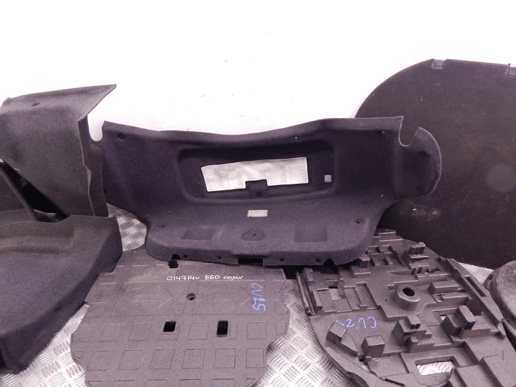 Обшивка багажного отделения BMW 5-Series (E60/E61) купить в России