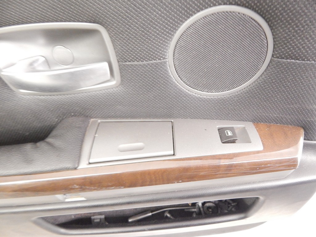 Обшивка (карта) двери задней левой BMW 7-Series (E65/E66) купить в России