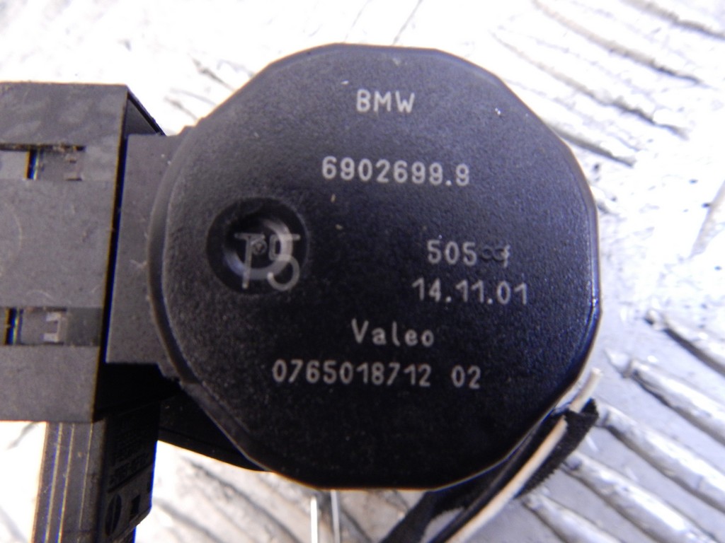 Электропривод (сервопривод) заслонки печки BMW X5 (E53) купить в России
