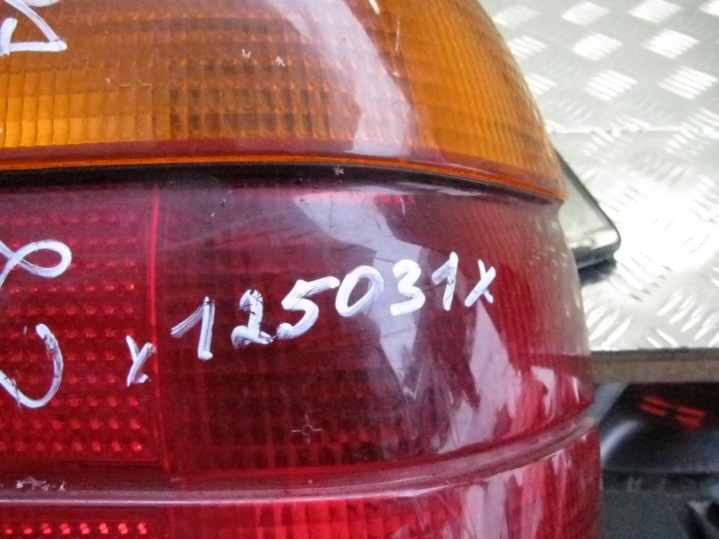 Фонарь задний правый BMW 3-Series (E36) купить в России