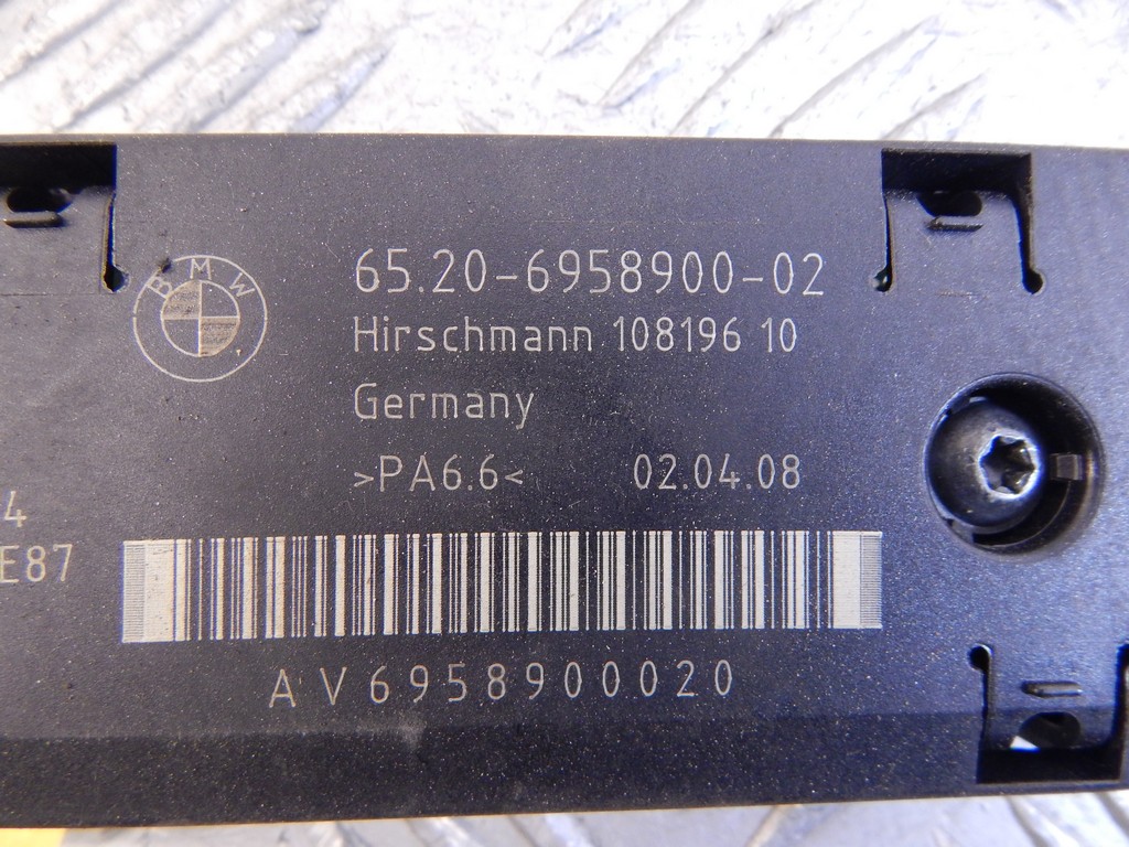 Усилитель антенны BMW 1-Series (E81/E82/E87/E88) купить в России
