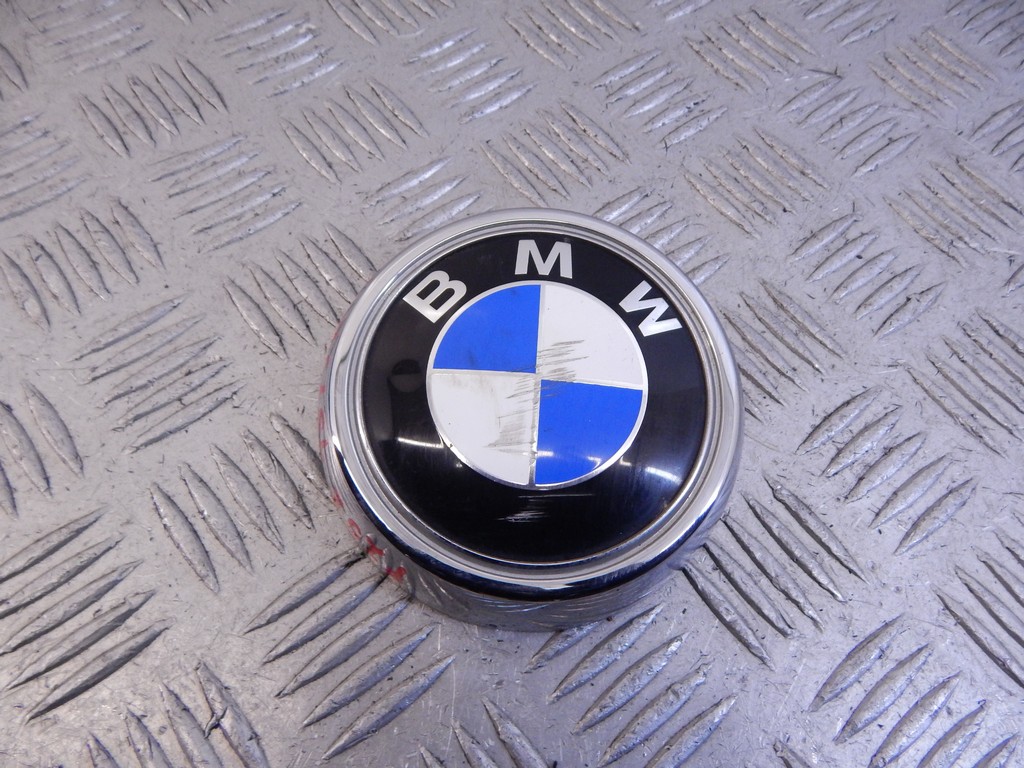 Эмблема (значок) BMW X3 (F25) купить в России