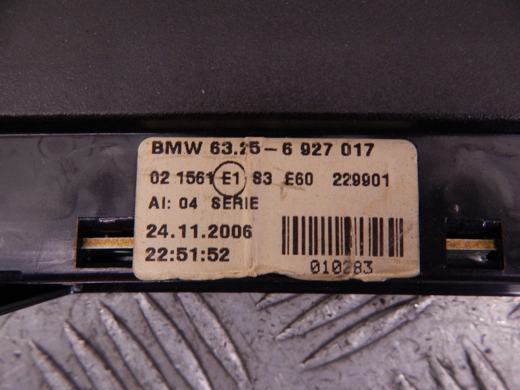 Фонарь дополнительный тормозной (стоп-сигнал) BMW 5-Series (E60/E61) купить в России