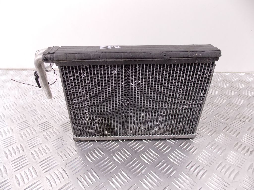 Радиатор отопителя (печки) BMW 1-Series (E81/E82/E87/E88) купить в России