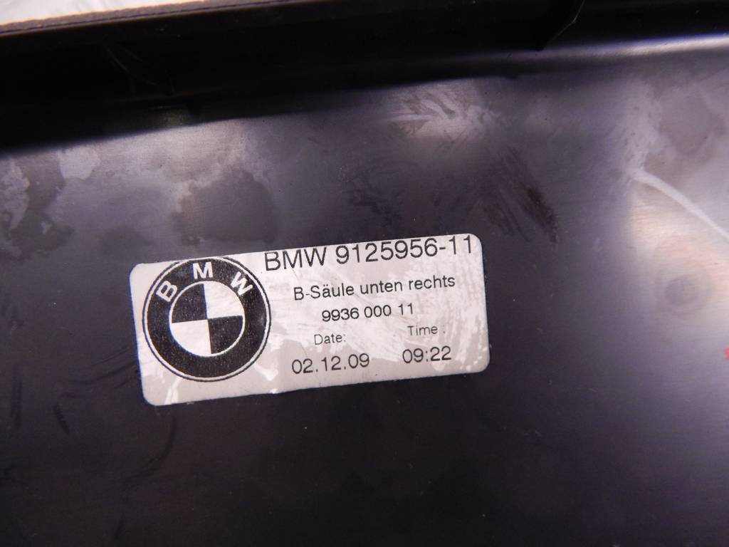 Обшивка стойки салона BMW 7-Series (F01/F02) купить в России