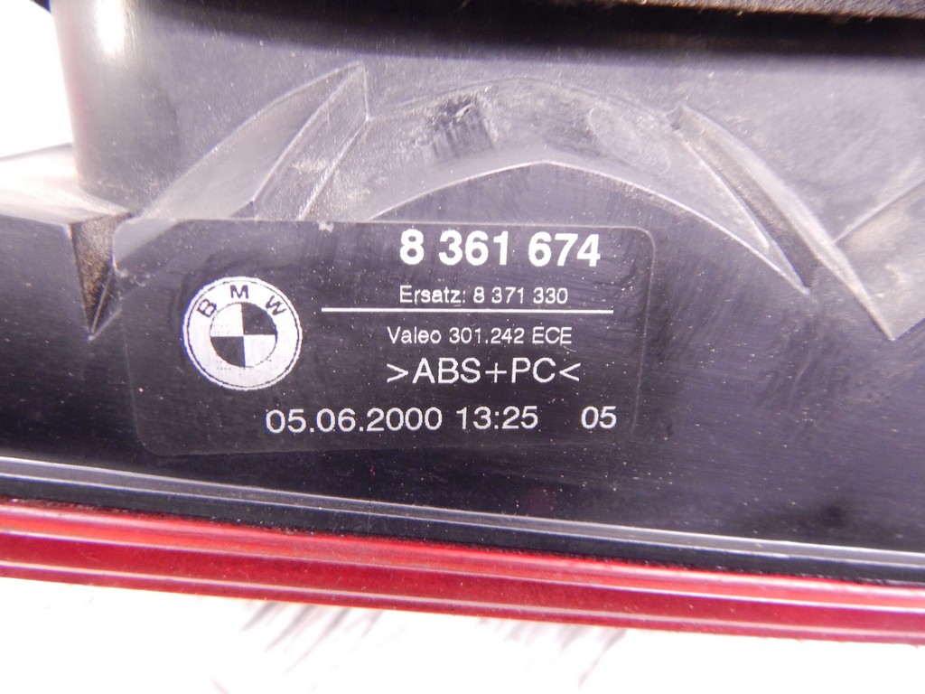 Фонарь крышки багажника правый BMW 5-Series (E39) купить в России