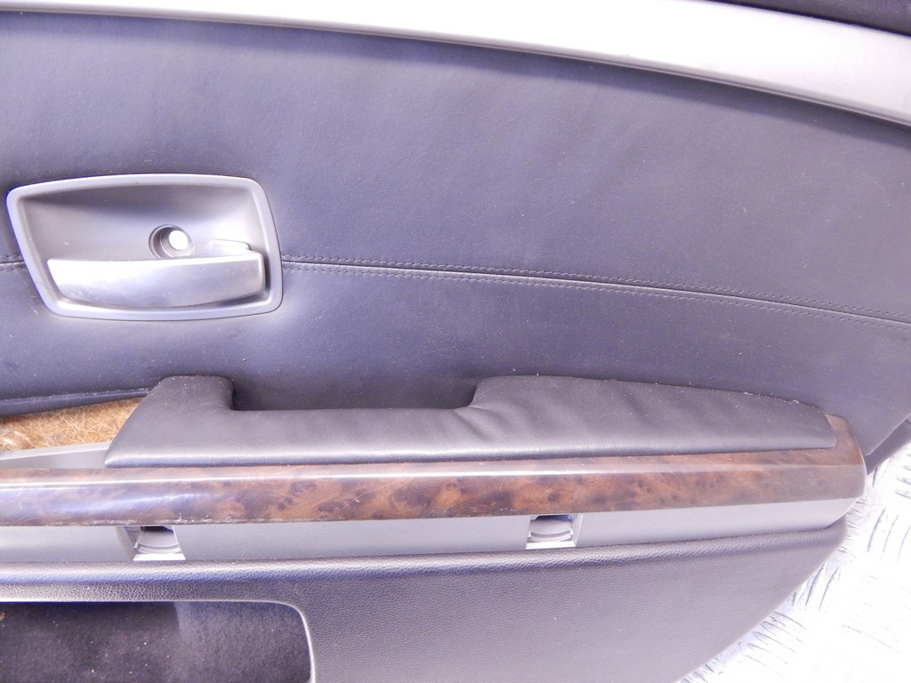 Обшивка (карта) двери задней правой BMW 7-Series (E65/E66) купить в России