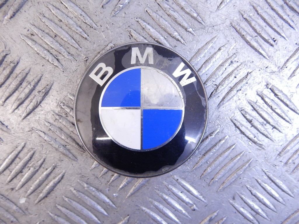Эмблема (значок) BMW 3-Series (E36) купить в России