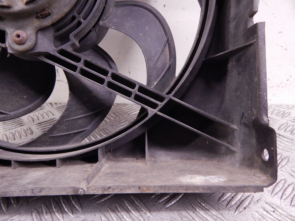 Вентилятор радиатора кондиционера BMW 3-Series (E36) купить в России