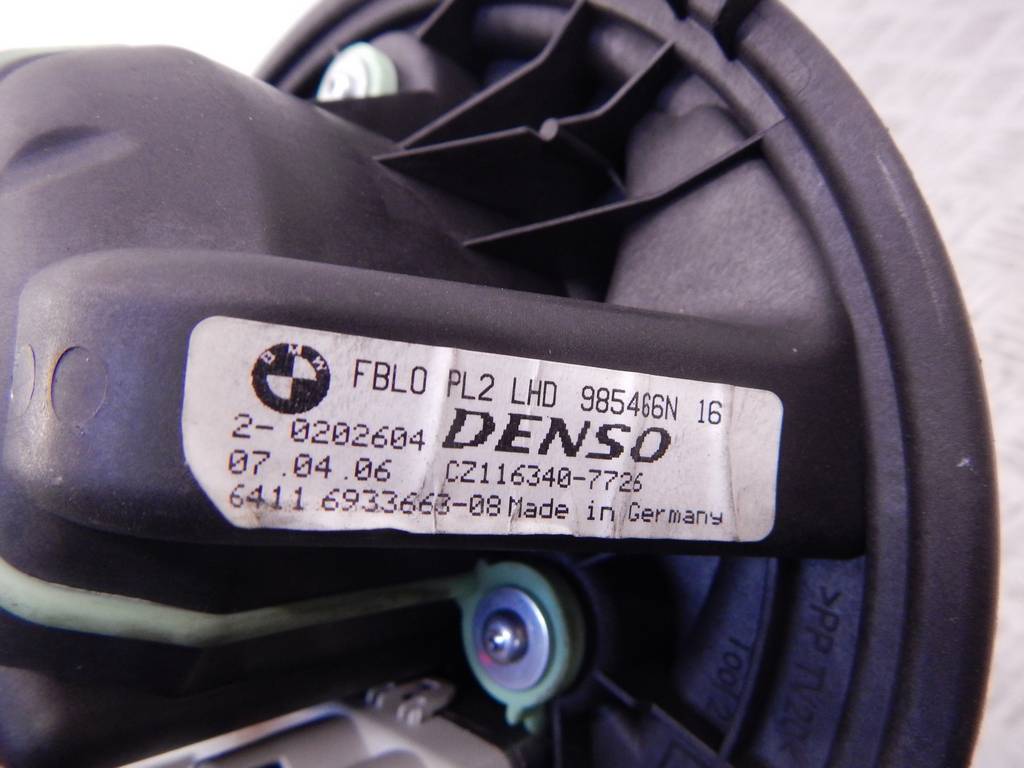 Моторчик печки (вентилятор отопителя) BMW 1-Series (E81/E82/E87/E88) купить в России