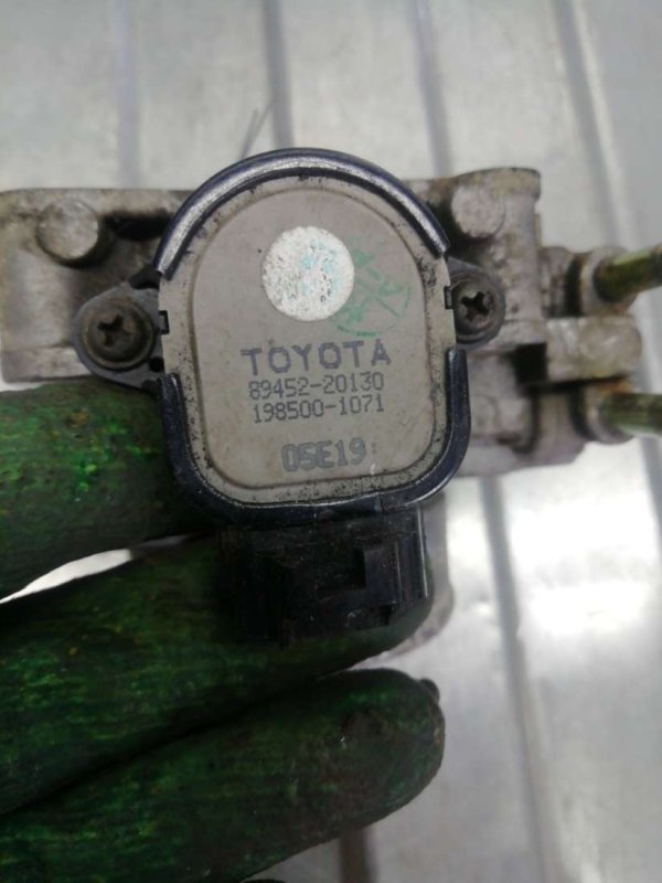 Заслонка дроссельная Toyota Rav4 2 купить в России