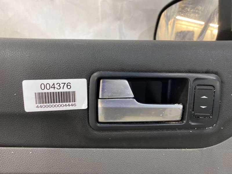Ручка двери внутренняя передняя левая Ford Focus 1 купить в Беларуси