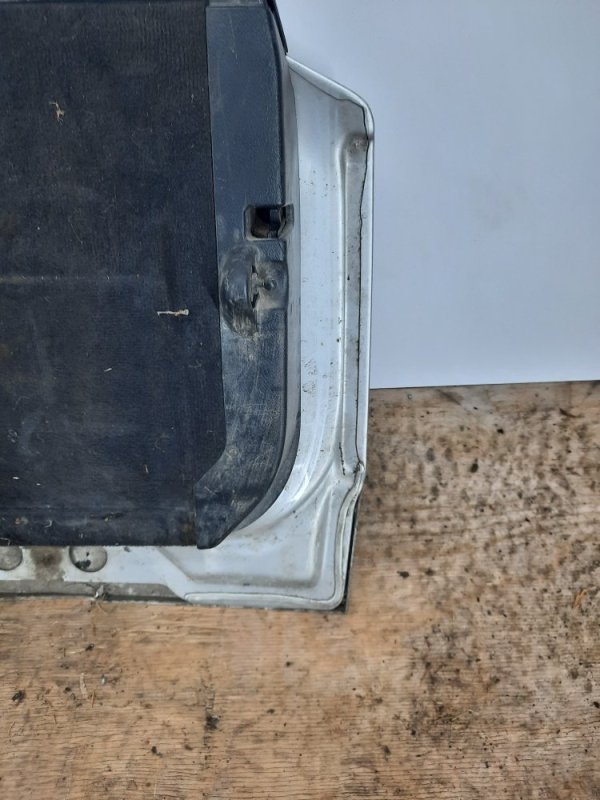 Крышка (дверь) багажника Land Rover Discovery 3 купить в России