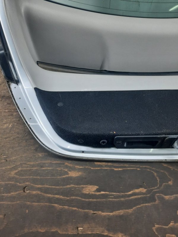 Крышка (дверь) багажника Mercedes C-Class (W203) купить в России