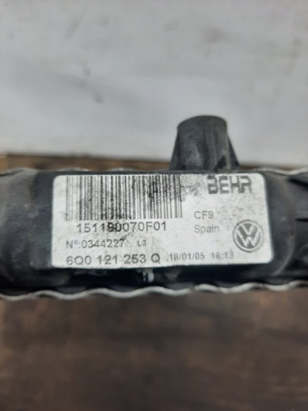 Радиатор основной Volkswagen Polo 4 купить в России