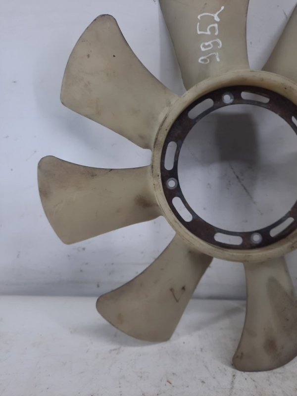 Крыльчатка вентилятора Kia Sorento 1 купить в России