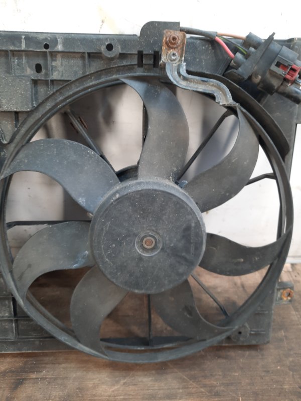 Вентилятор радиатора основного Volkswagen Eos купить в Беларуси