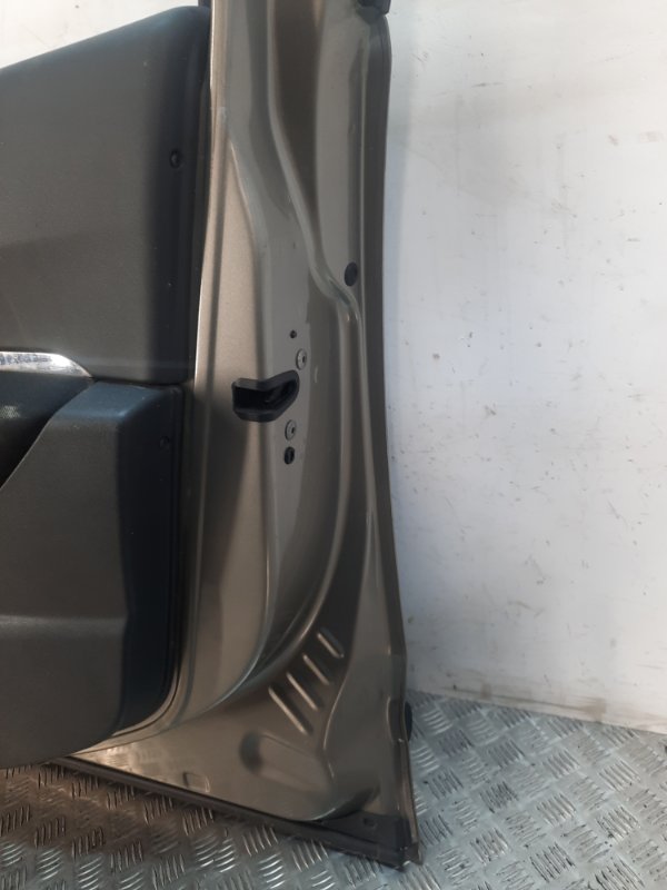 Дверь передняя правая Peugeot 3008 купить в Беларуси