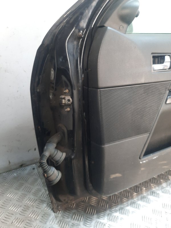Дверь передняя правая Ford Mondeo 3 купить в Беларуси