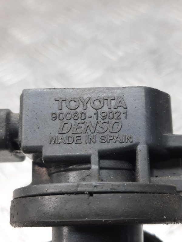 Катушка зажигания Toyota Yaris 2 купить в России