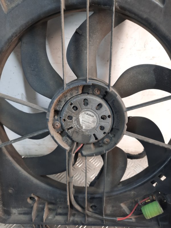 Вентилятор радиатора основного Opel Astra H купить в Беларуси