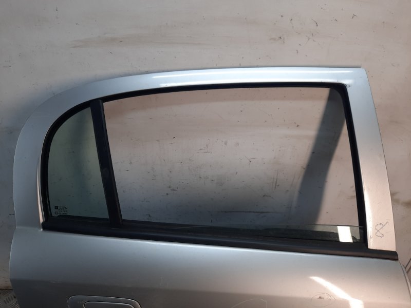 Дверь задняя правая Opel Astra H купить в России