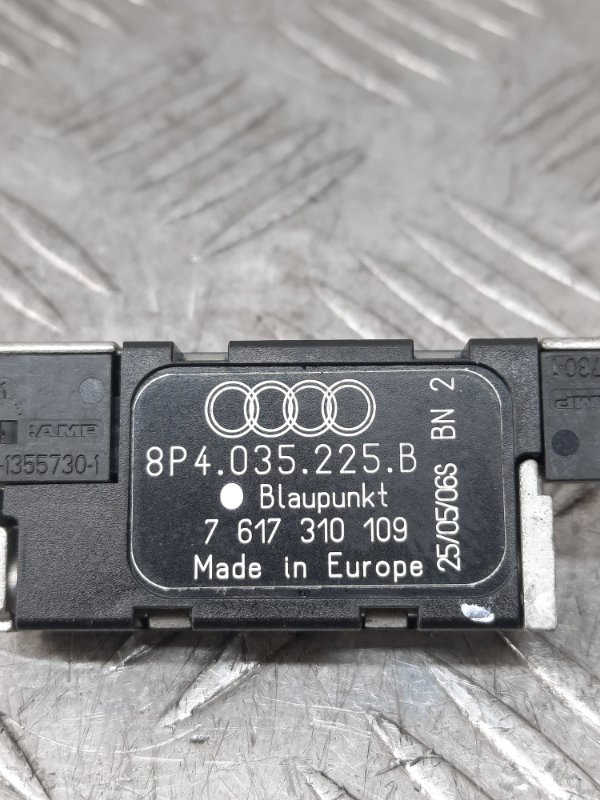 Усилитель антенны Audi A3 8L купить в Беларуси
