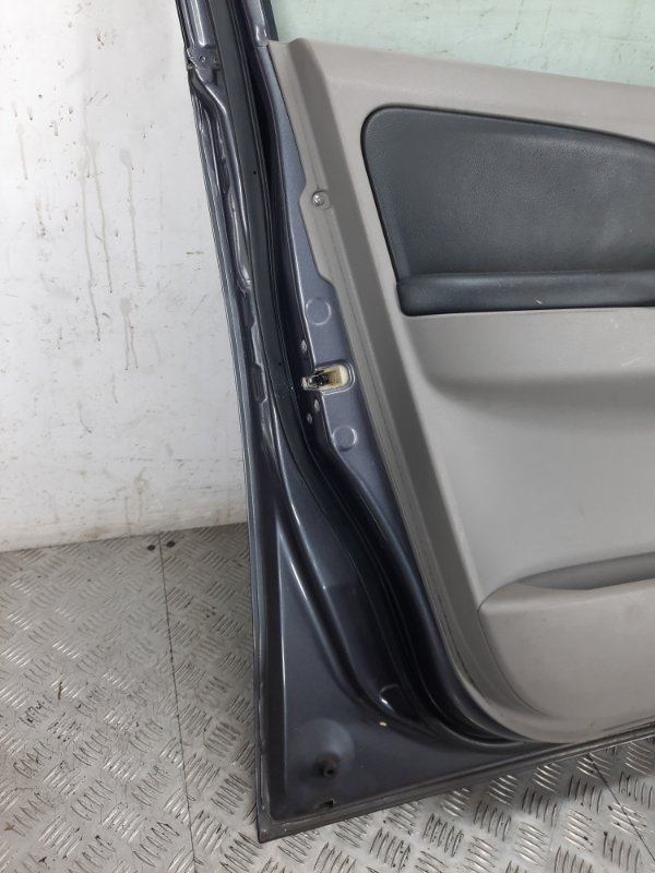 Дверь передняя левая Mitsubishi Grandis купить в Беларуси