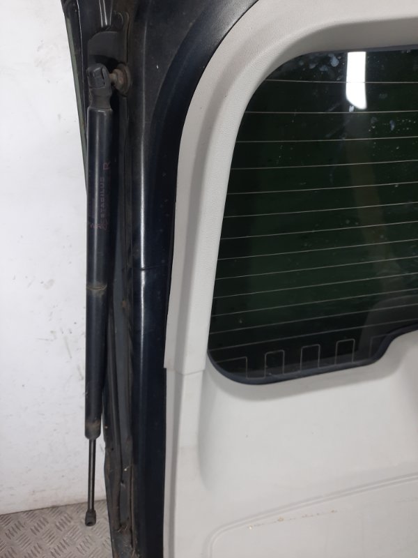 Крышка (дверь) багажника Chrysler Voyager 4 купить в России
