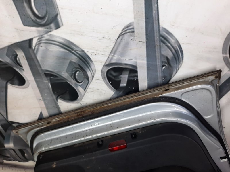 Дверь передняя левая Volkswagen Passat 6 купить в России