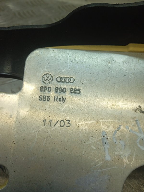 Кожух рулевой колонки Audi A3 8L купить в Беларуси