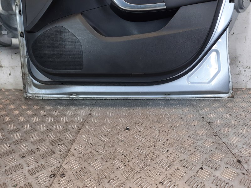 Дверь передняя правая Opel Insignia 1 купить в Беларуси