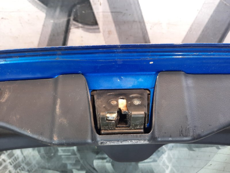 Крышка (дверь) багажника Honda Civic 7 купить в Беларуси
