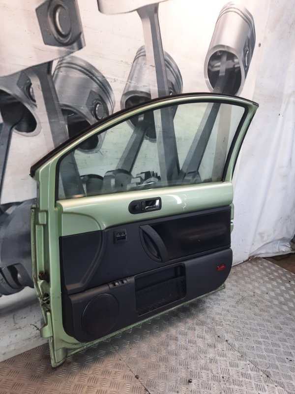 Дверь передняя правая Volkswagen Beetle 2 купить в России