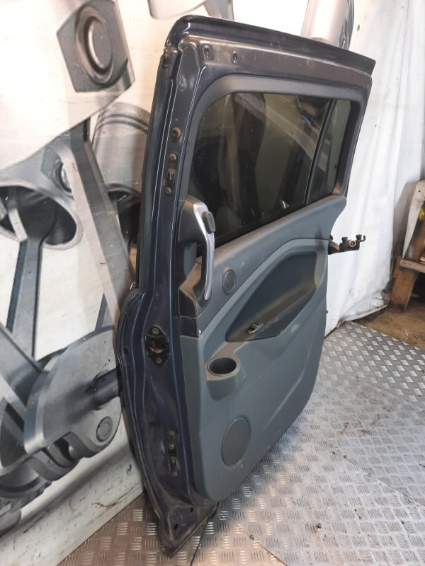 Дверь сдвижная правая Ford C-MAX 1 купить в Беларуси