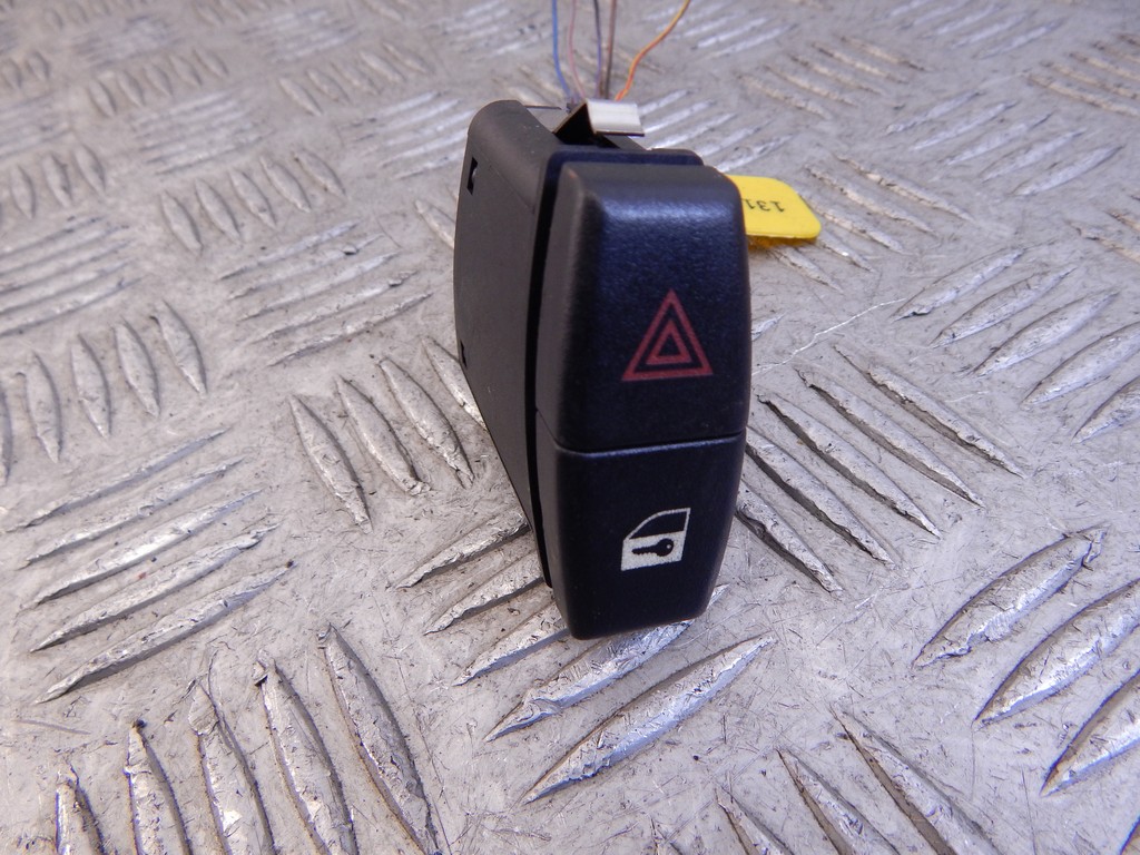 Кнопка аварийной сигнализации BMW X5 (E70) купить в Беларуси