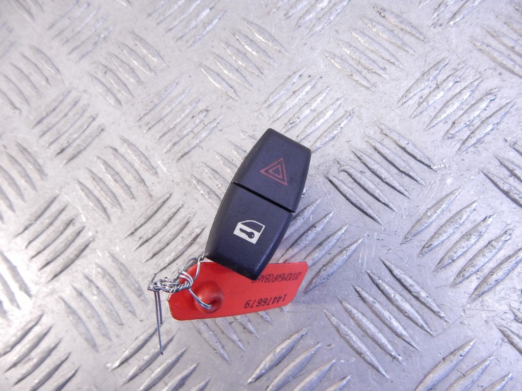 Кнопка аварийной сигнализации BMW X3 (E83) купить в Беларуси