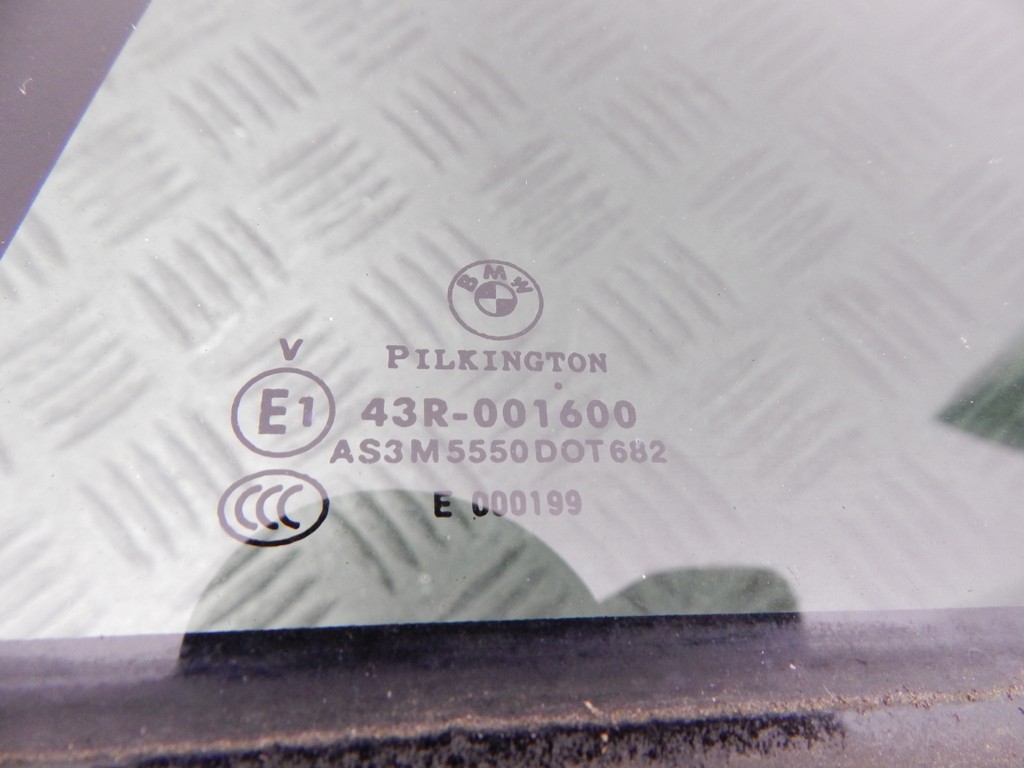 Стекло двери задней левой BMW 7-Series (E65/E66) купить в Беларуси