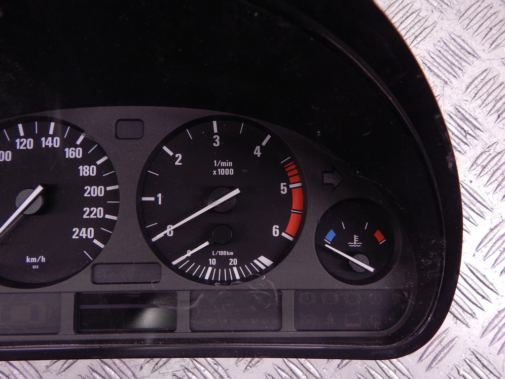 Панель приборная (щиток приборов) BMW 5-Series (E39) купить в Беларуси