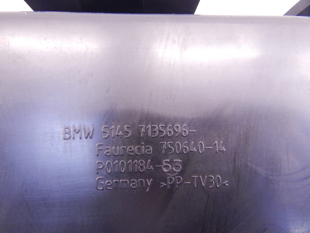 Бардачок (вещевой ящик) BMW 1-Series (E81/E82/E87/E88) купить в Беларуси