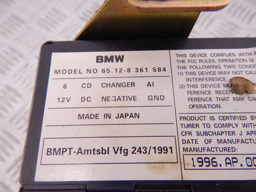 Чейнджер компакт дисков BMW 5-Series (E39) купить в Беларуси