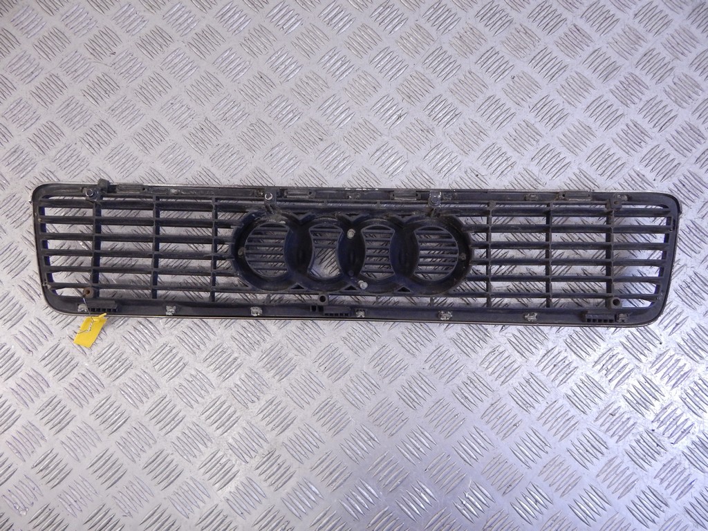 Решетка радиатора Audi 80 B4 купить в Беларуси