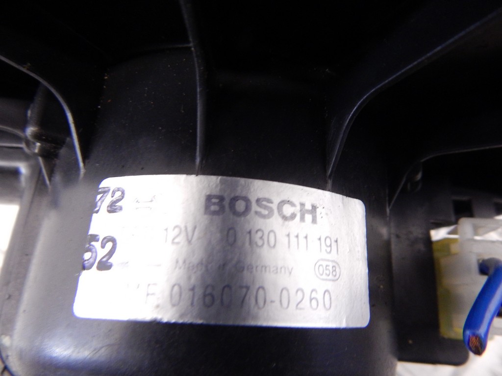 Моторчик печки (вентилятор отопителя) Volvo S40 V40 1 купить в России