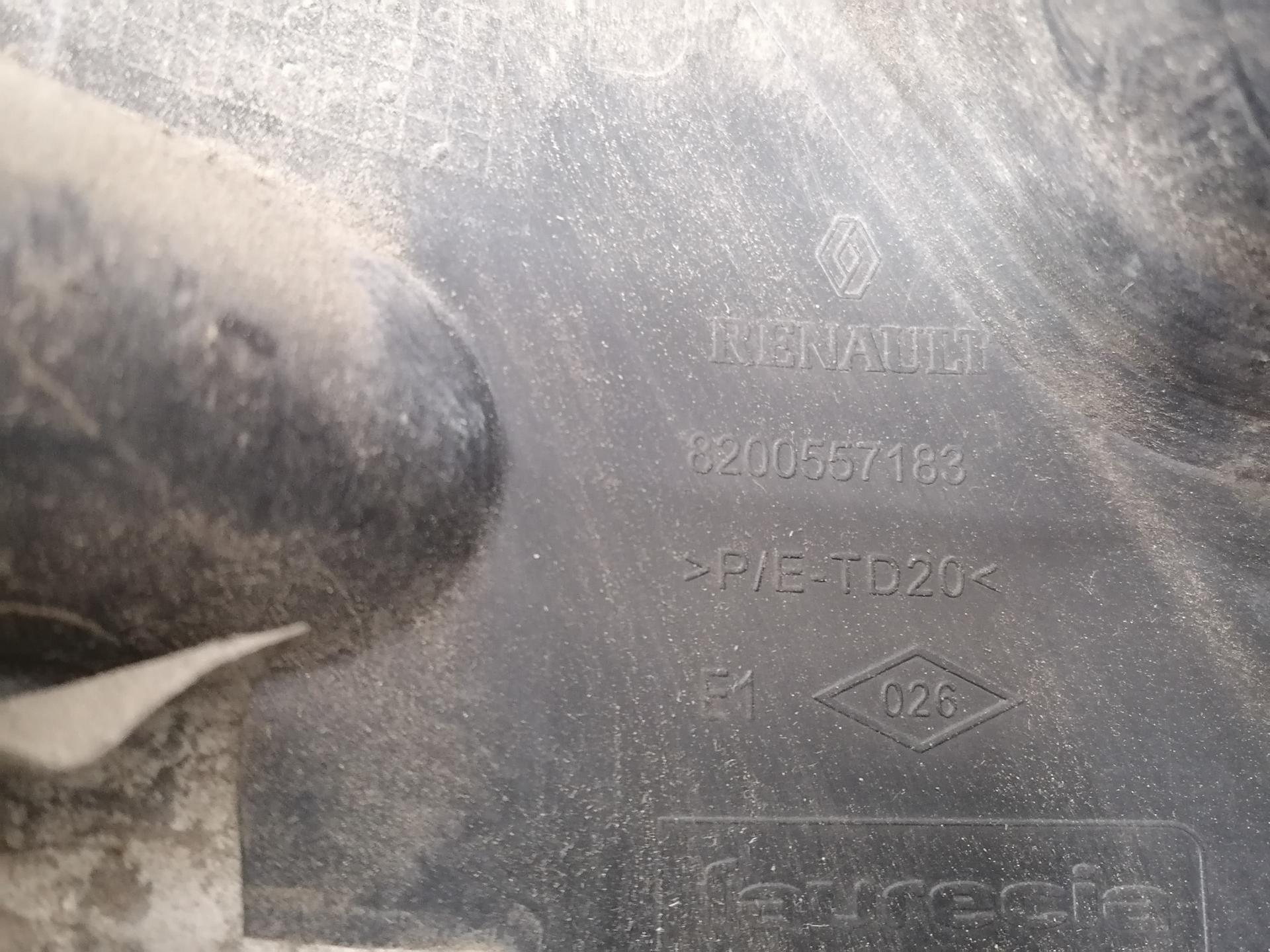 Накладка (планка) под фонарь правая Renault Kangoo 1 купить в России