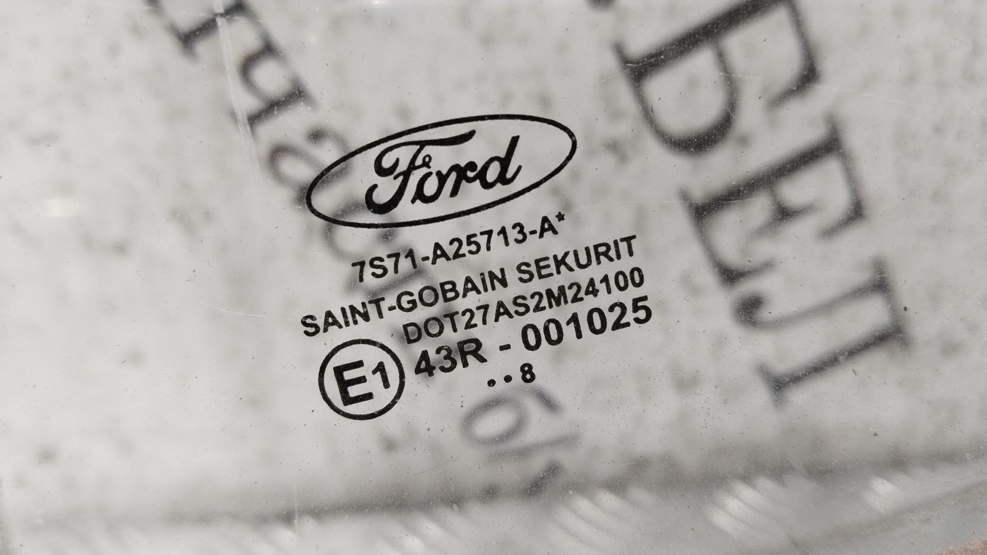 Стекло двери задней левой Ford Mondeo 4 купить в России