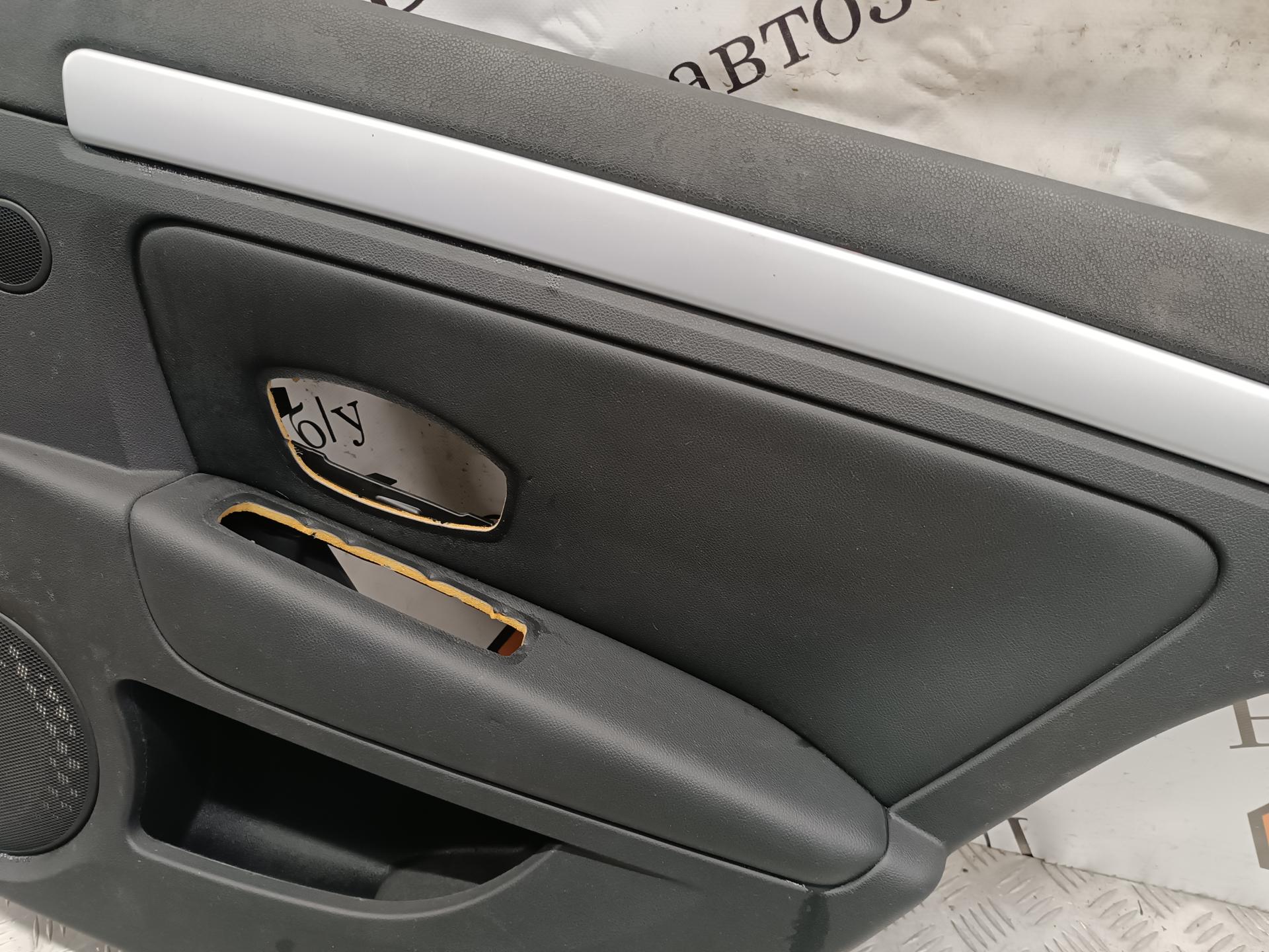 Обшивка (карта) двери задней правой Renault Laguna 2 купить в России