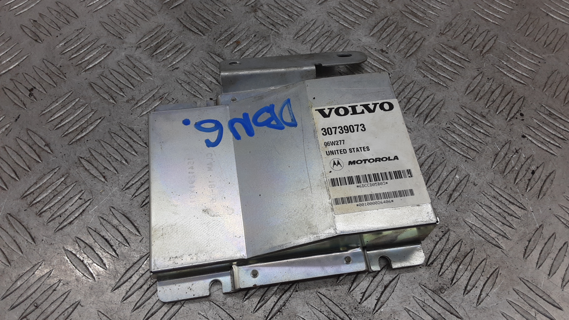 Блок управления телефоном (Блютуз) Volvo V70 2 купить в России