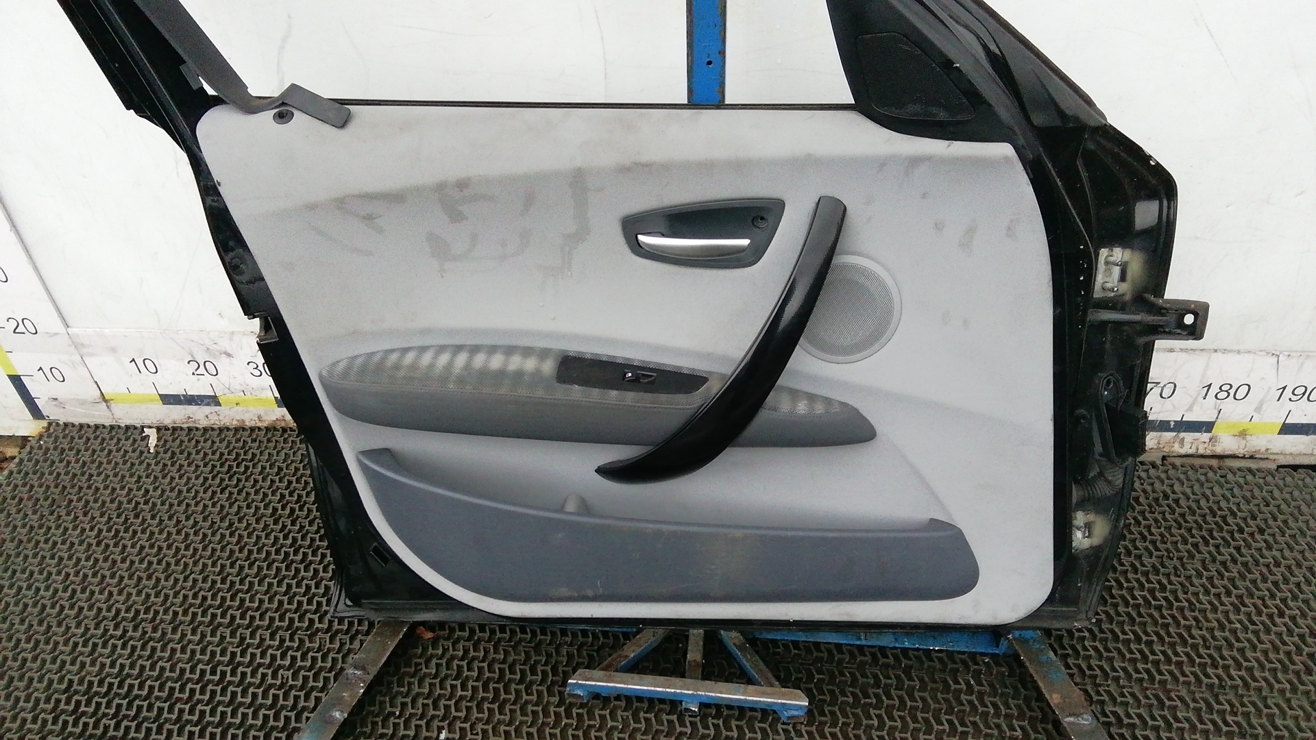 Дверь передняя левая BMW 1-Series (E81/E82/E87/E88) купить в России