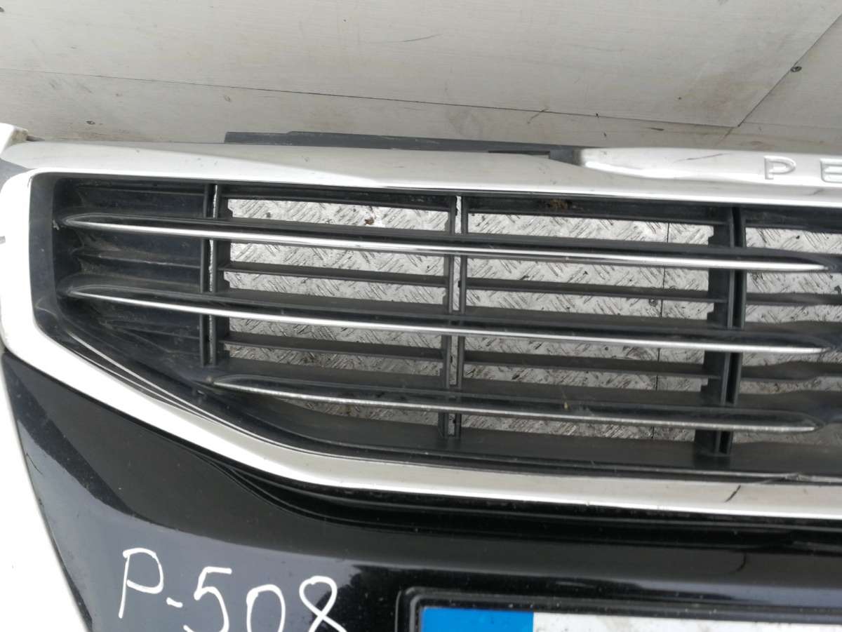 Бампер передний Peugeot 508 купить в России