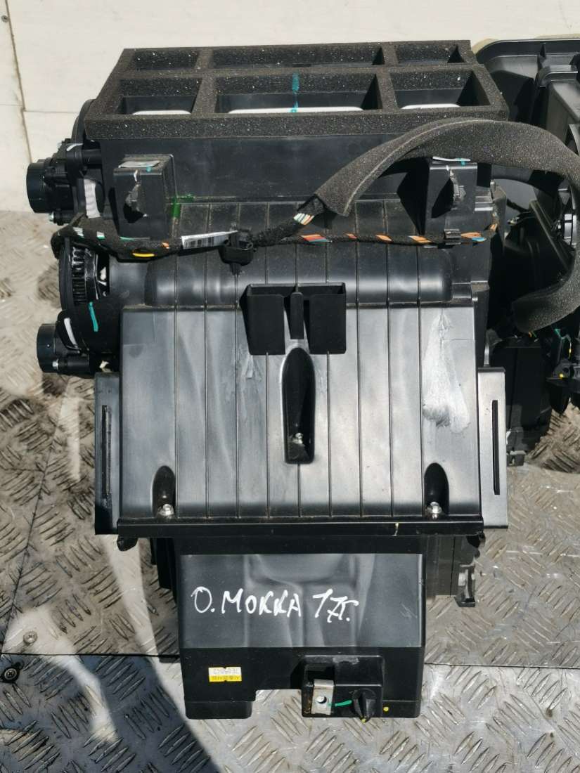 Отопитель в сборе (печка) Opel Mokka купить в России